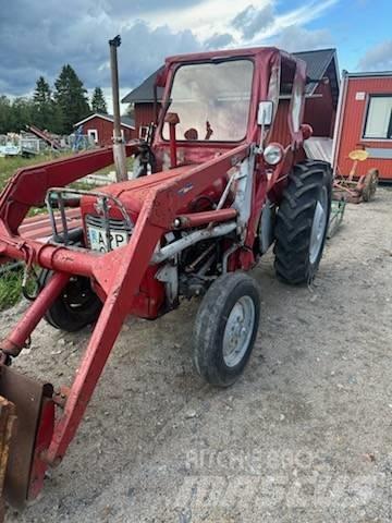 Massey Ferguson 35 Traktory