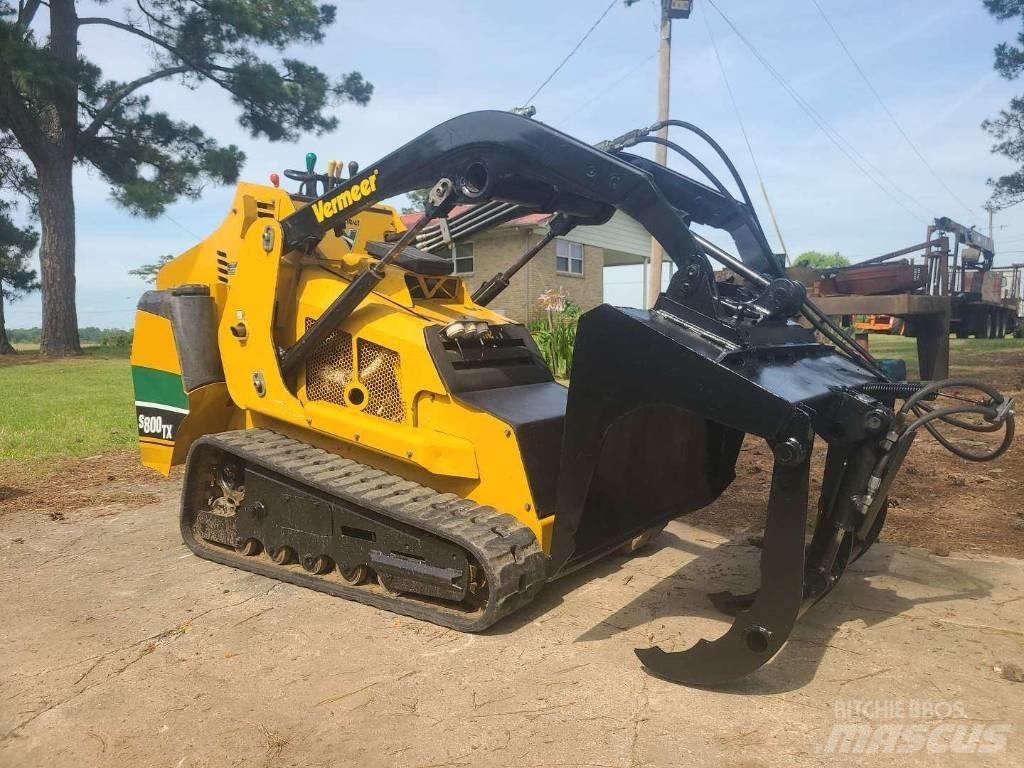 Vermeer S800TX Šmykom riadené nakladače