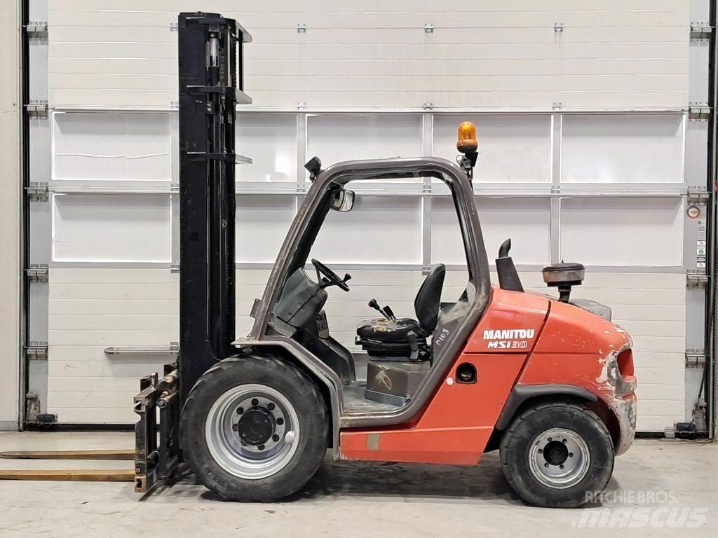 Manitou MSI30D Terénne vysokozdvižné vozíky