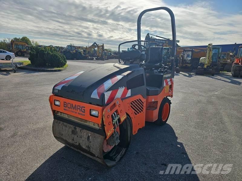Bomag BW 100 AC-4 Kombinované valce