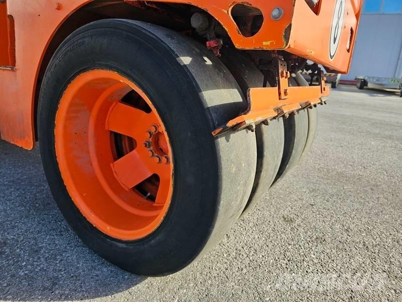 Bomag BW 100 AC-4 Kombinované valce
