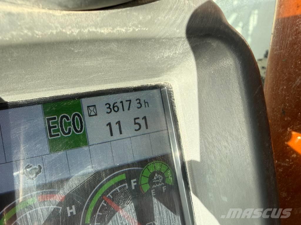 Hitachi ZX 135 US-6 Pásové rýpadlá