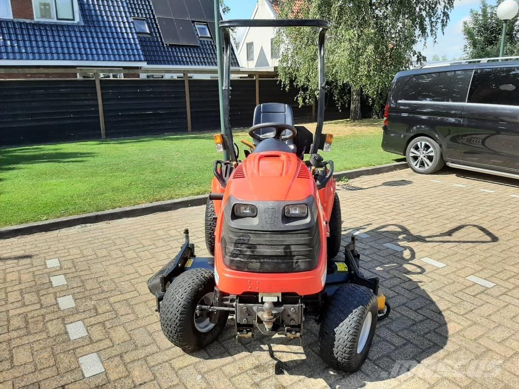 Cub Cadet 5264 Kompaktné traktory