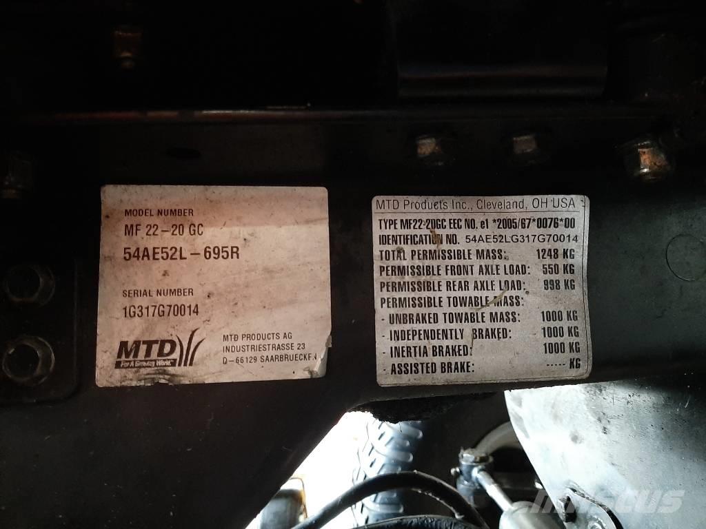 Cub Cadet 5264 Kompaktné traktory