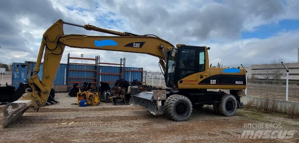 CAT M 322 C HCR Kolesové rýpadlá