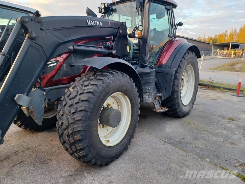 Valtra 234 Direct Traktory