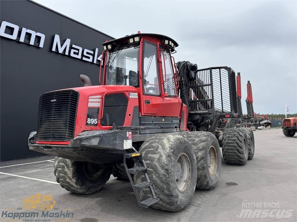 Komatsu 895 Lesné traktory