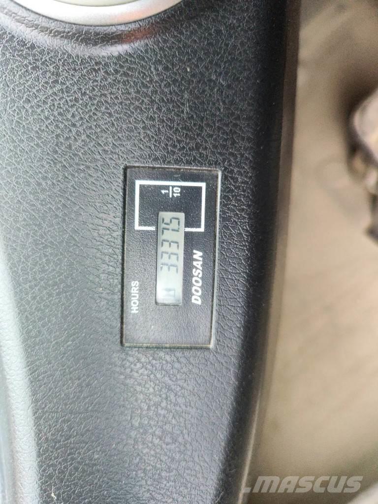 Doosan DL 420-5K Kolesové nakladače