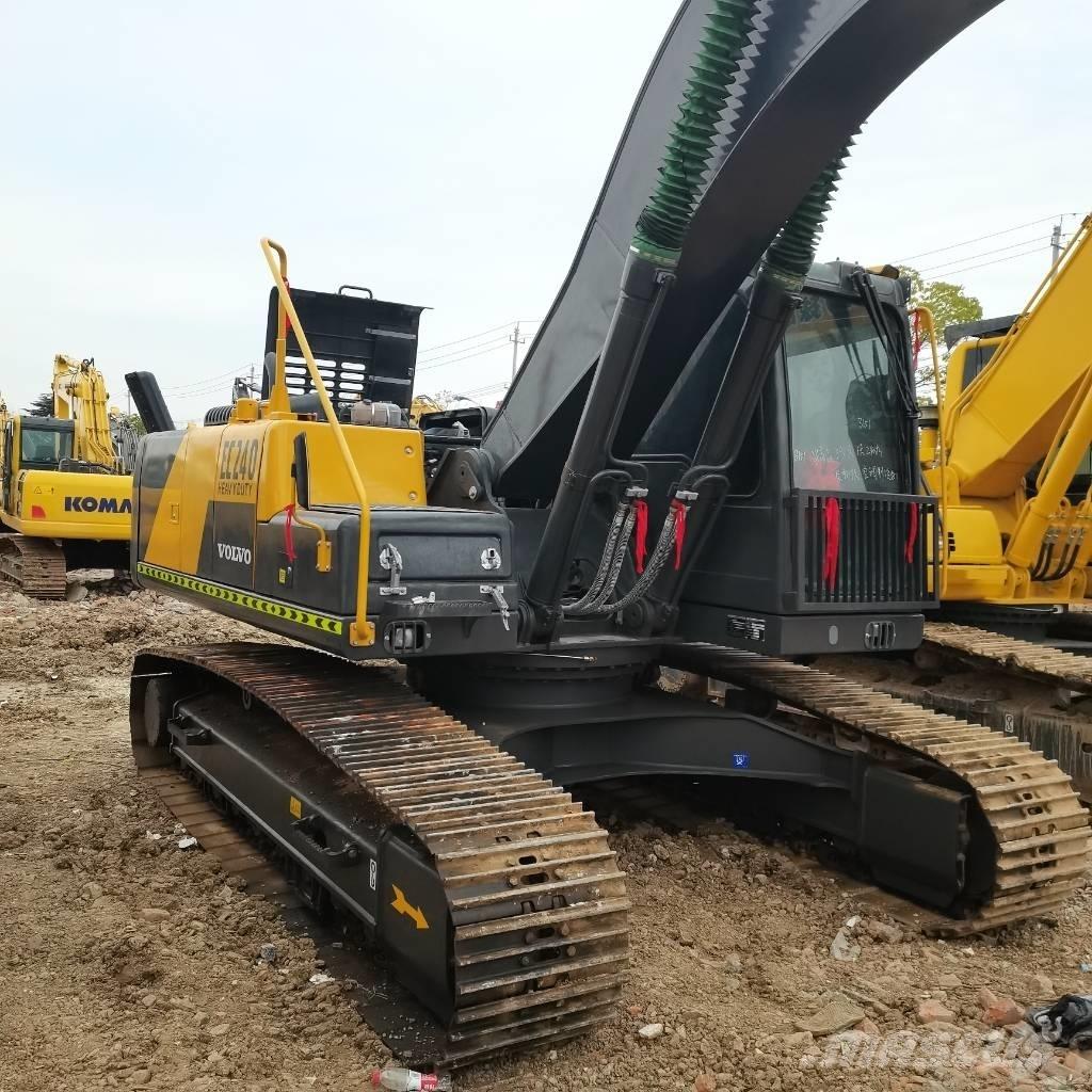 Volvo EC 240 Pásové rýpadlá