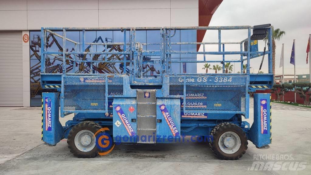 Genie GS 3384 RT Nožnicové zdvíhacie plošiny