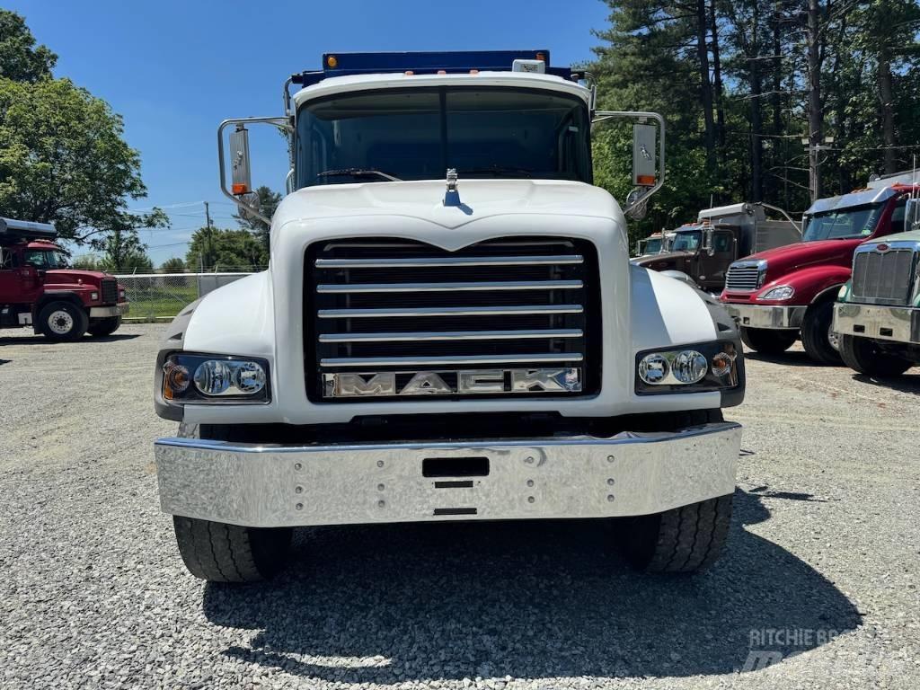 Mack GU 713 Sklápače