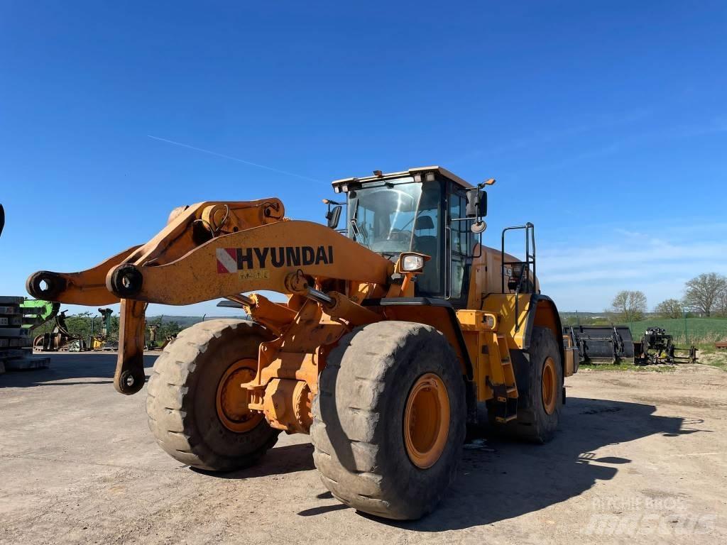 Hyundai HL 975 Kolesové nakladače