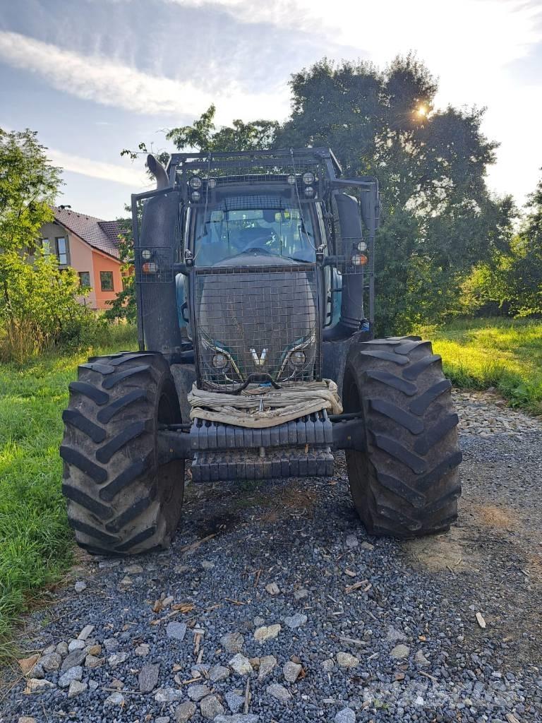 Valtra T 234 Direct Lesné traktory
