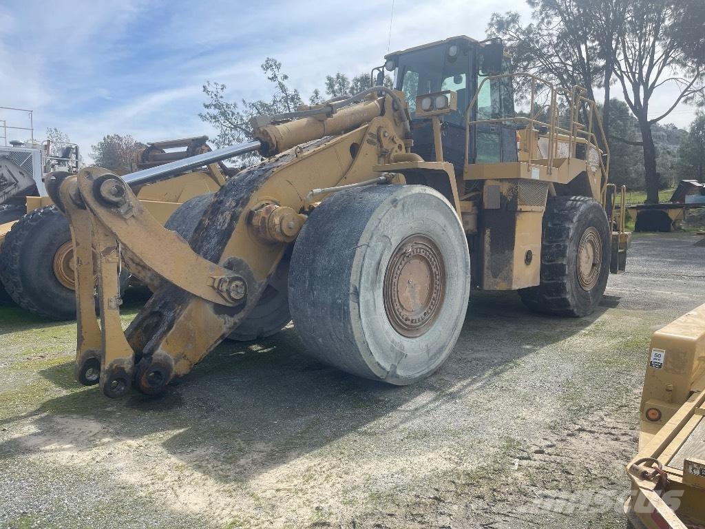 CAT 988 H Kolesové nakladače