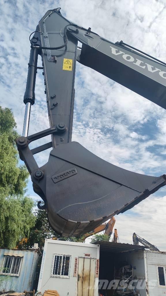 Volvo EC 290 Pásové rýpadlá