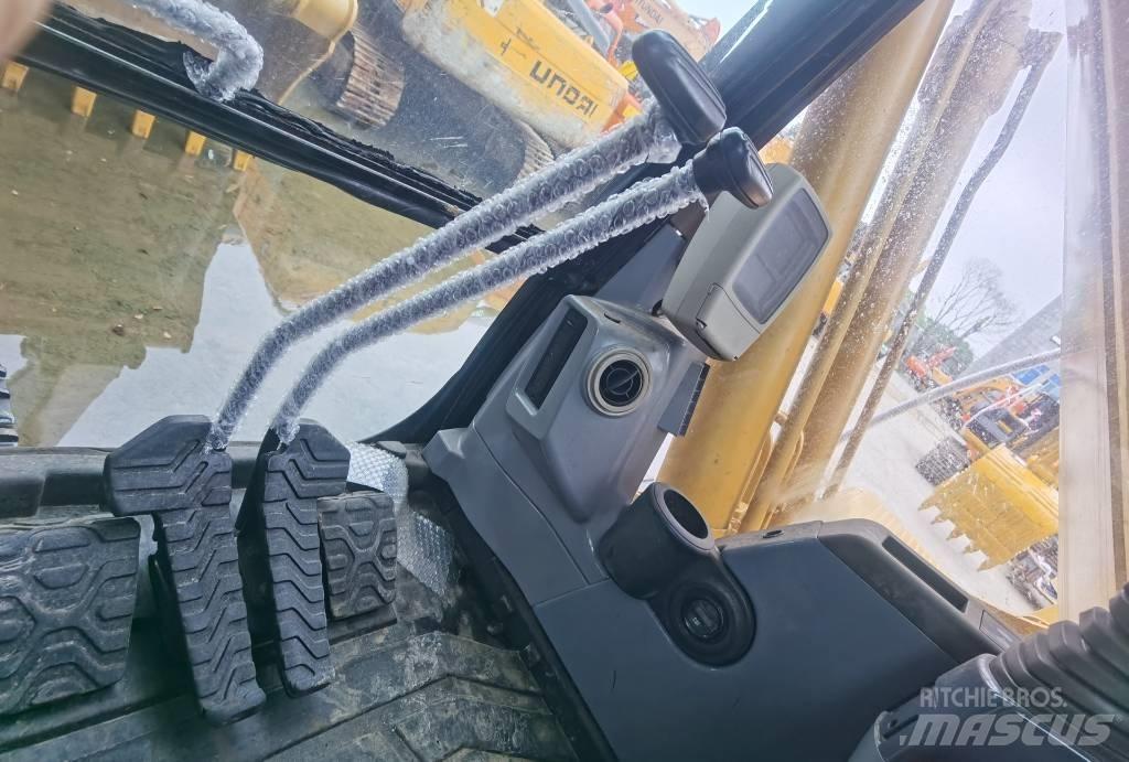 CAT 320 C L Pásové rýpadlá