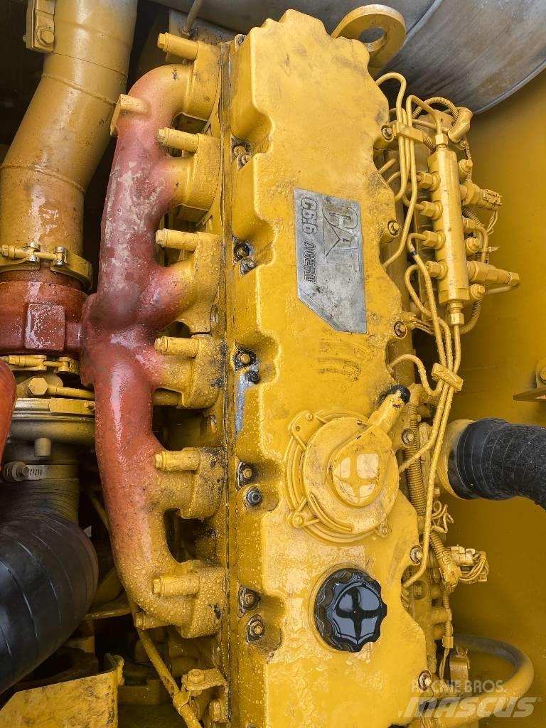 CAT 320 D Pásové rýpadlá