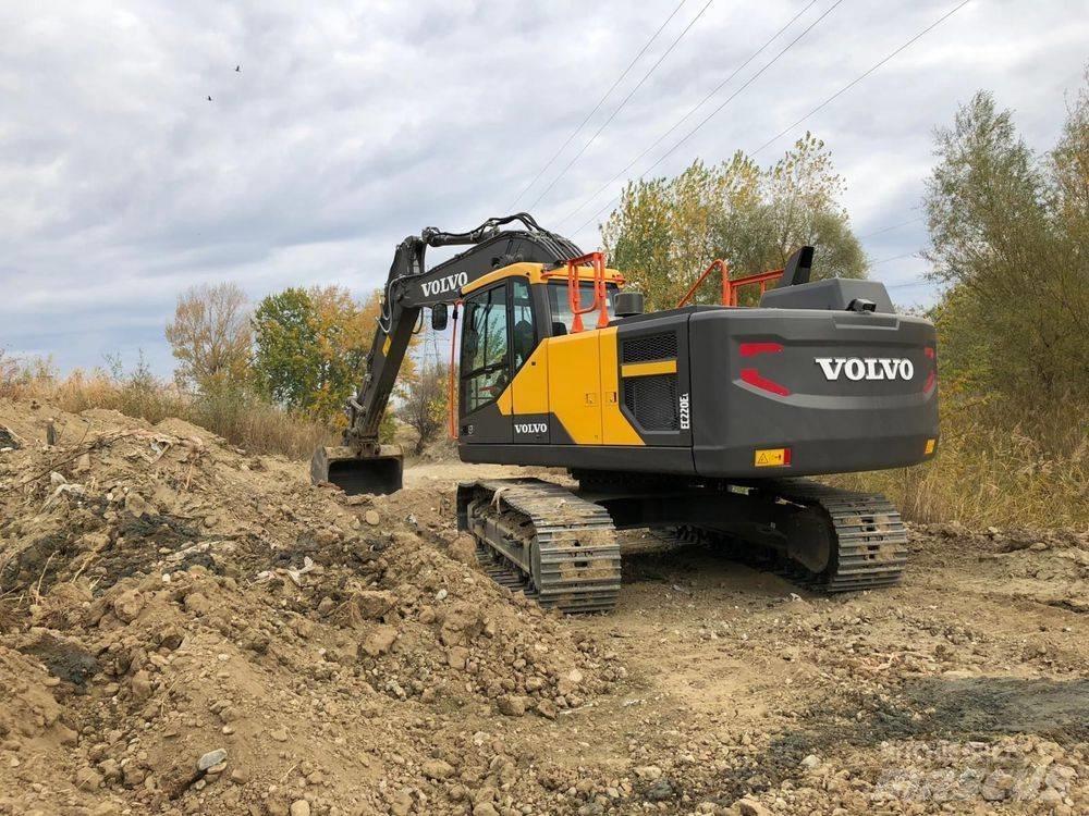 Volvo EC220 EL Pásové rýpadlá