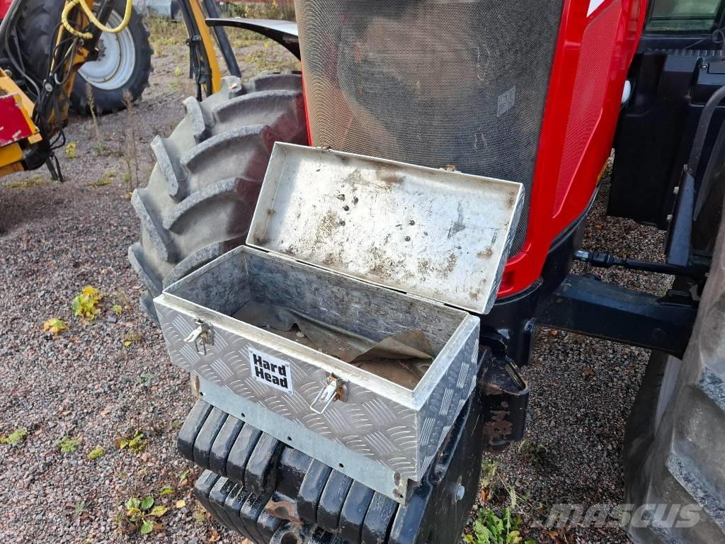 Massey Ferguson 6485 Traktory