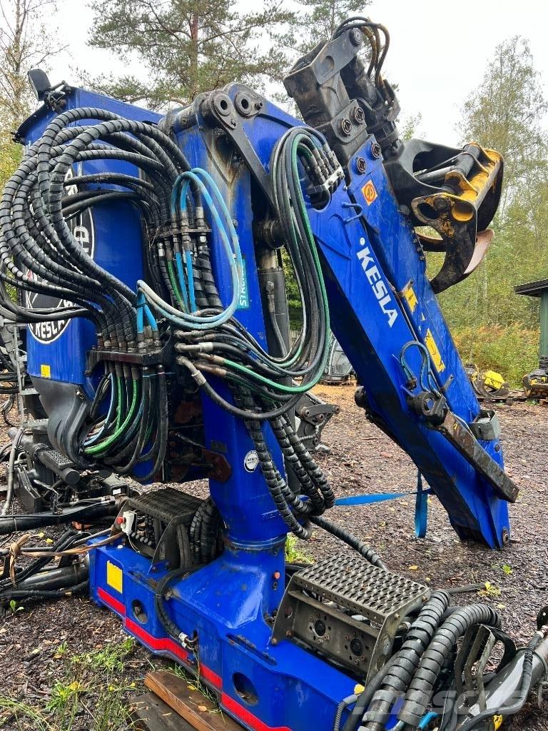 Kesla 2212 ZTF Lesnícke žeriavy