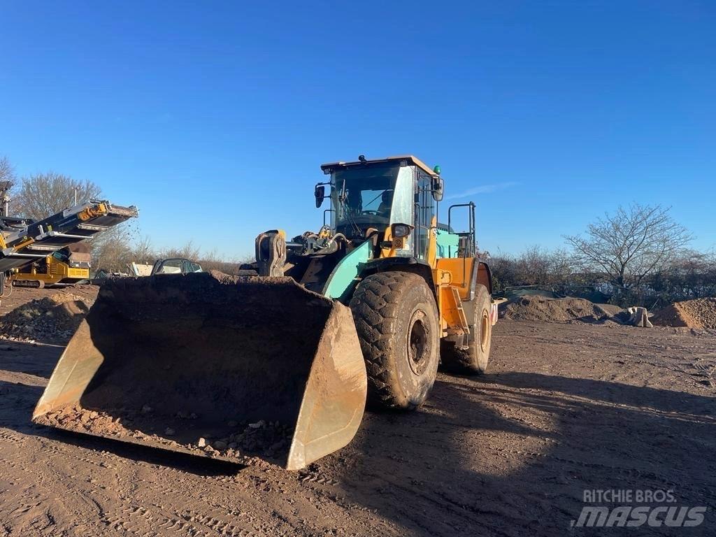Hyundai HL970A Kolesové nakladače