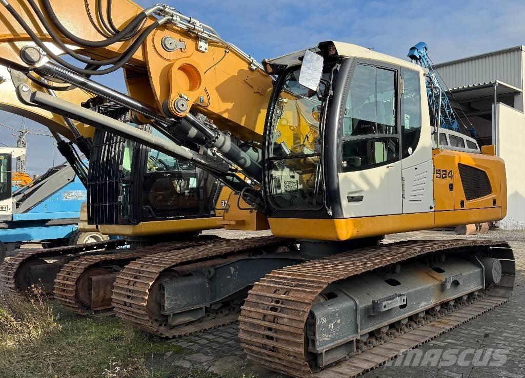 Liebherr R924 SLC Pásové rýpadlá