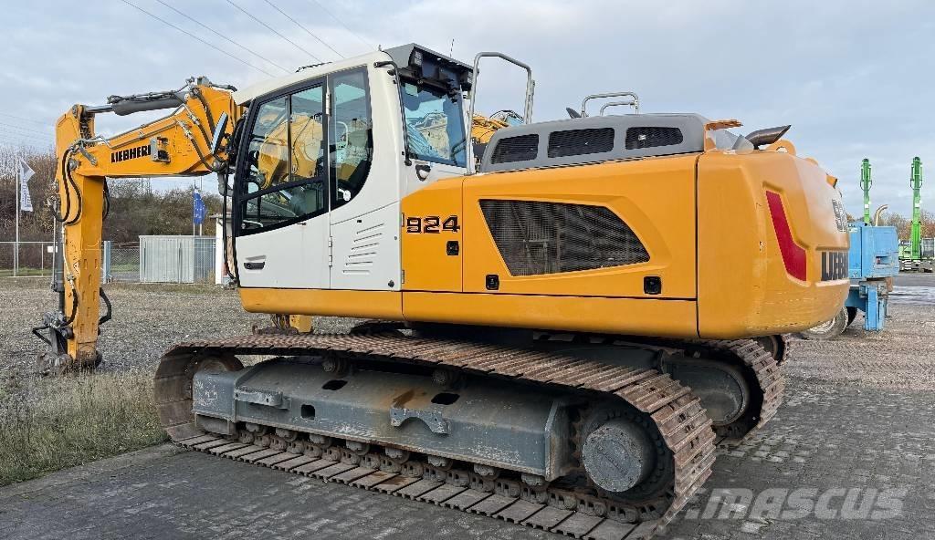 Liebherr R924 SLC Pásové rýpadlá
