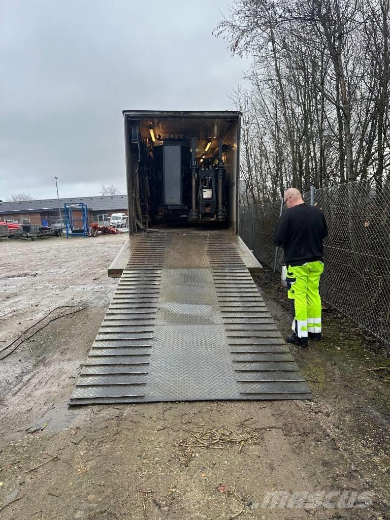 Ditch Witch JT 24 Horizontálne vŕtacie zariadenie