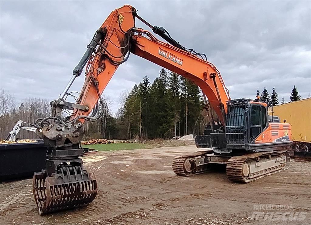 Doosan DX300 LC-5 Pásové rýpadlá