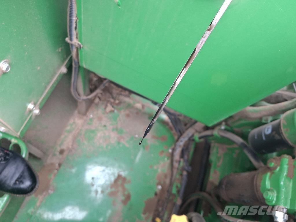 John Deere T550i Kombinované zberacie stroje