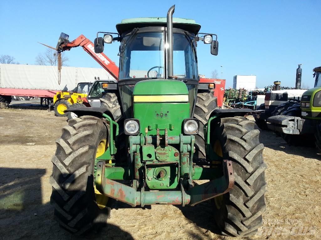 John Deere 2850 Traktory