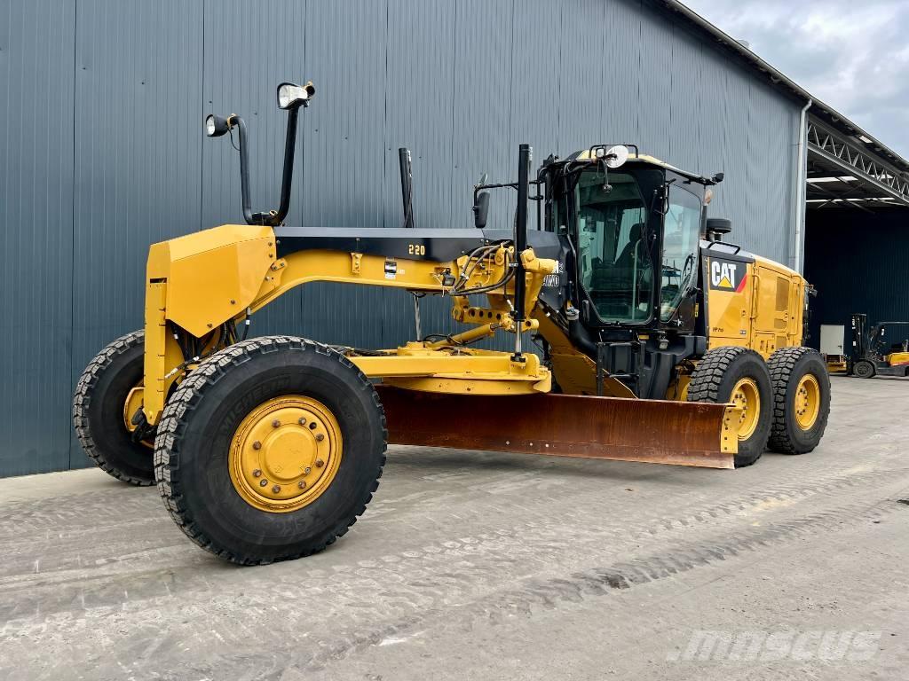 CAT 140M2 AWD Grejdery