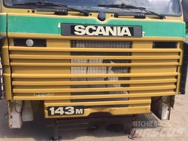 Scania 143-450 Kabíny a interiér