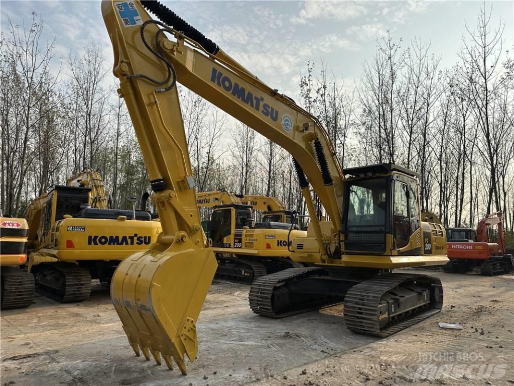 Komatsu PC200-8 Pásové rýpadlá