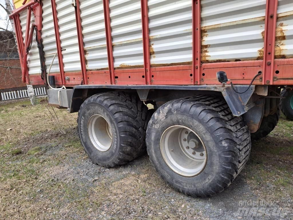 Pöttinger Jumbo 6600 Samozberacie vozy