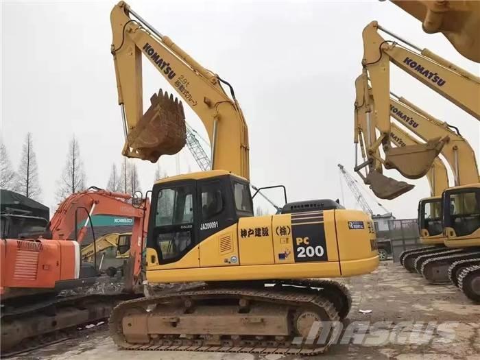 Komatsu PC 200-7 Pásové rýpadlá