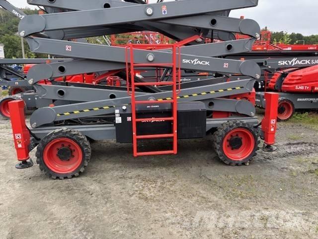 SkyJack SJ9664RT Nožnicové zdvíhacie plošiny