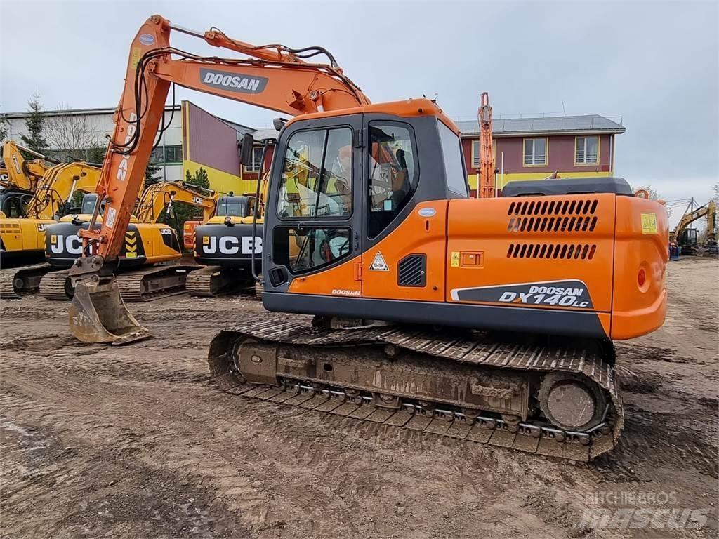 Doosan DX 140 LC-3 Pásové rýpadlá