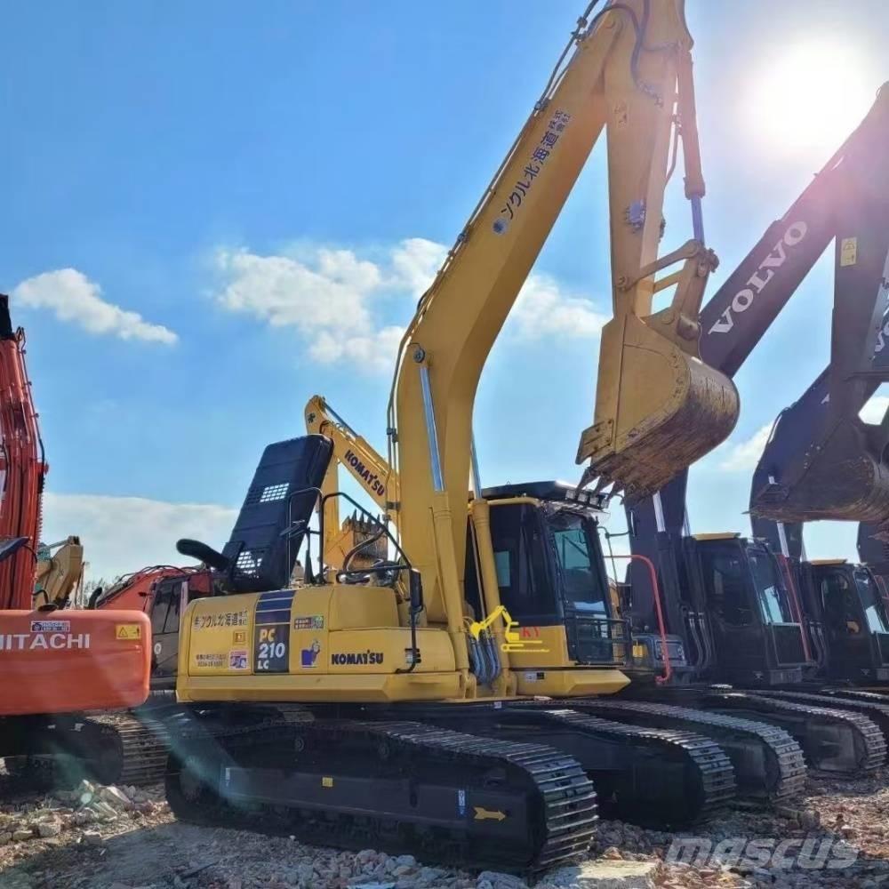 Komatsu PC 210-8 Pásové rýpadlá