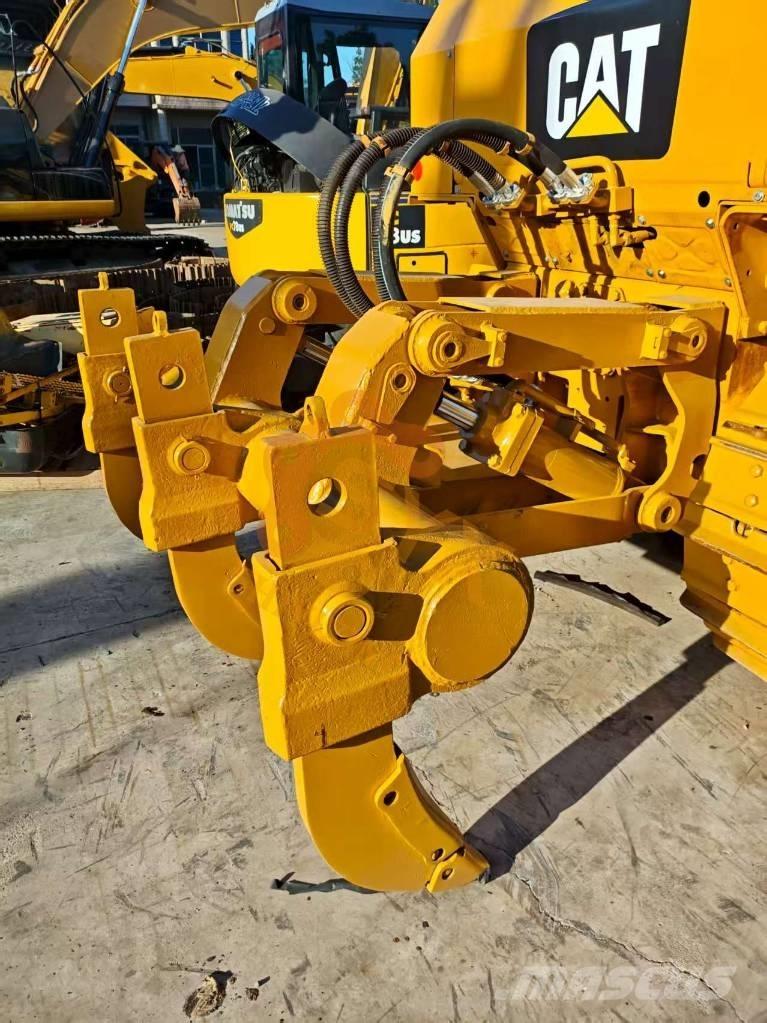 CAT D6G Pásové dozéry
