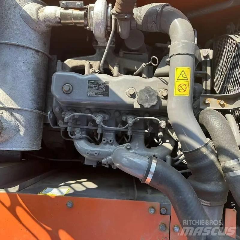 Hitachi ZX 160 Pásové rýpadlá