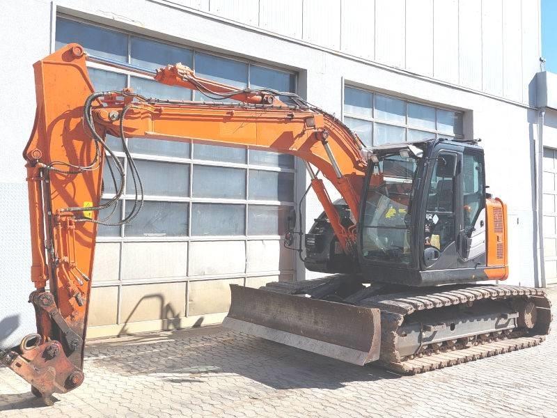 Hitachi ZX 135 US-6 Pásové rýpadlá