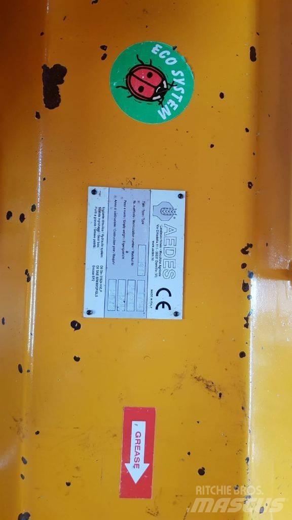 Aedes SM 1750 Žacie stroje