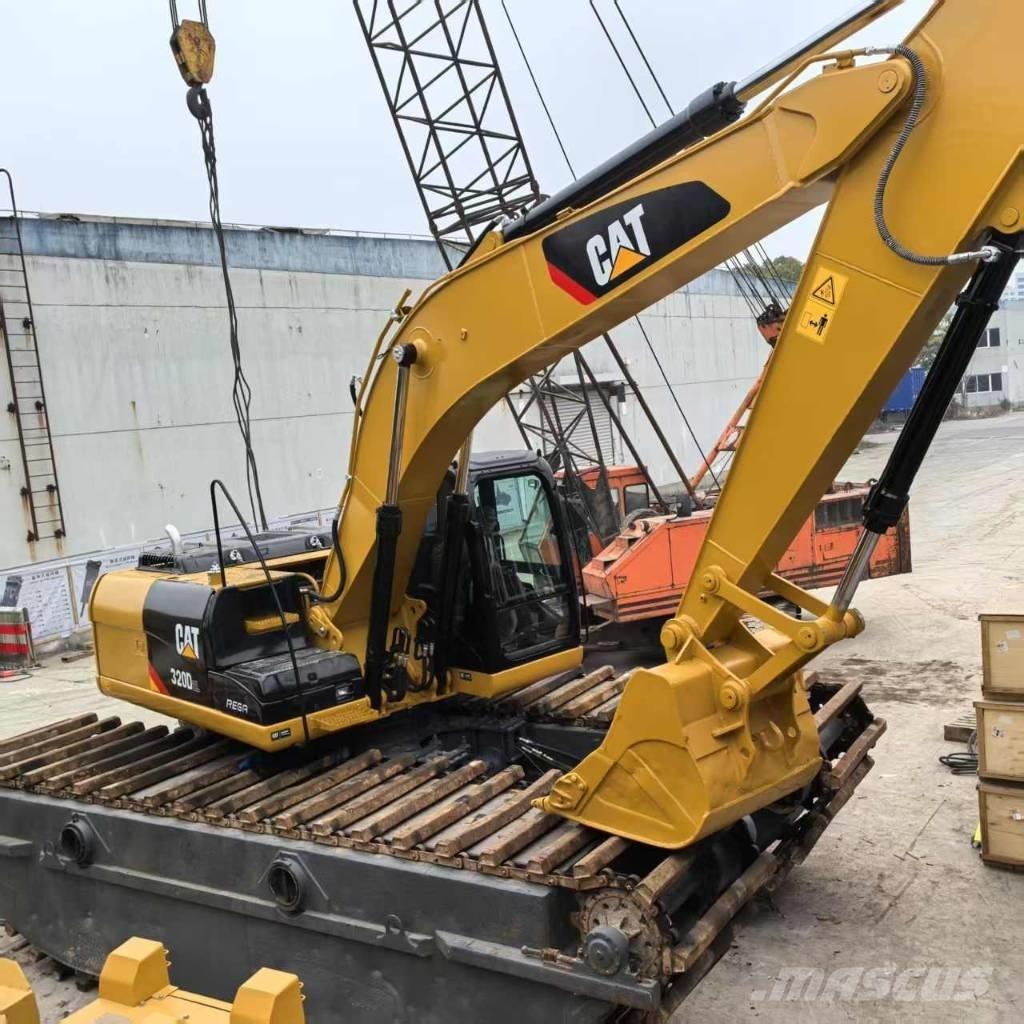 CAT 320 D Obojživelná rýpadlá