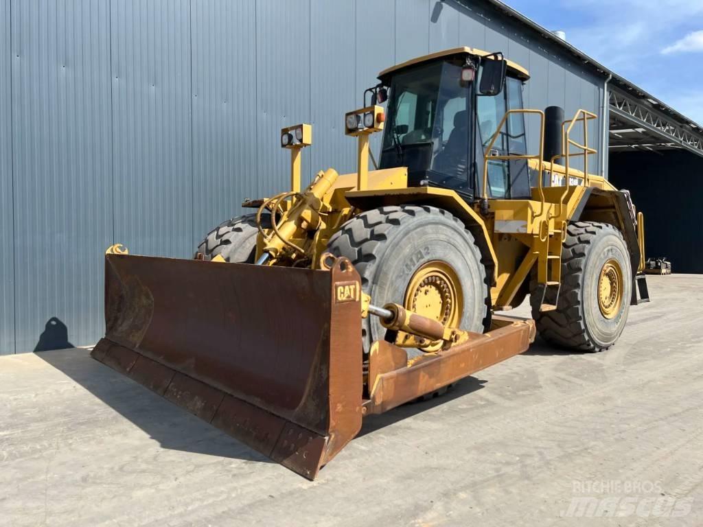 CAT 824H Kolesové dozéry