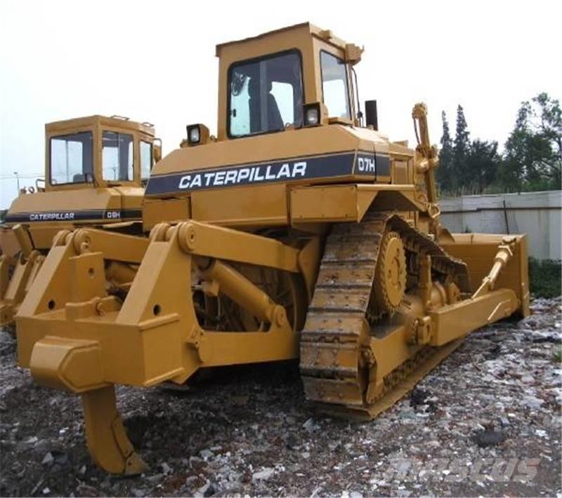 CAT D 7H Pásové dozéry
