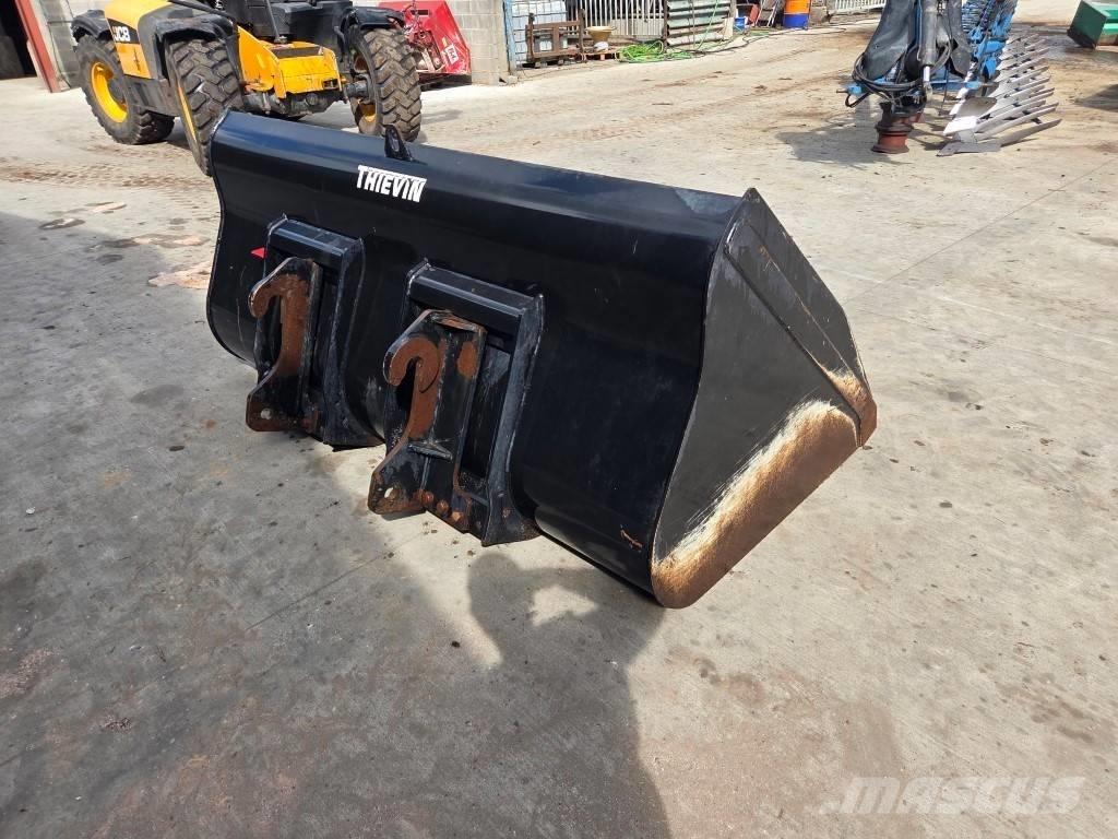 JLG 2450 / 2400 Príslušenstvo pre čelné nakladače