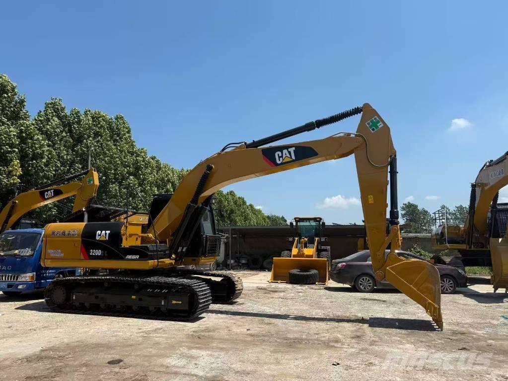 CAT 320 D Pásové rýpadlá