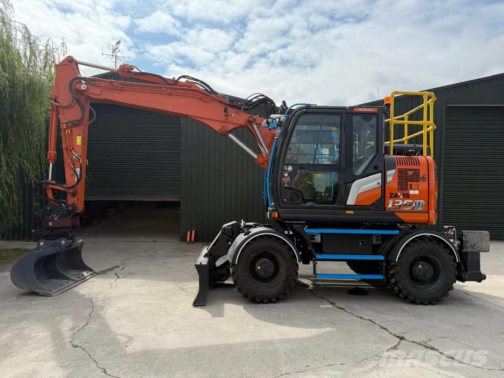 Hitachi ZX 135 W-7 Kolesové rýpadlá