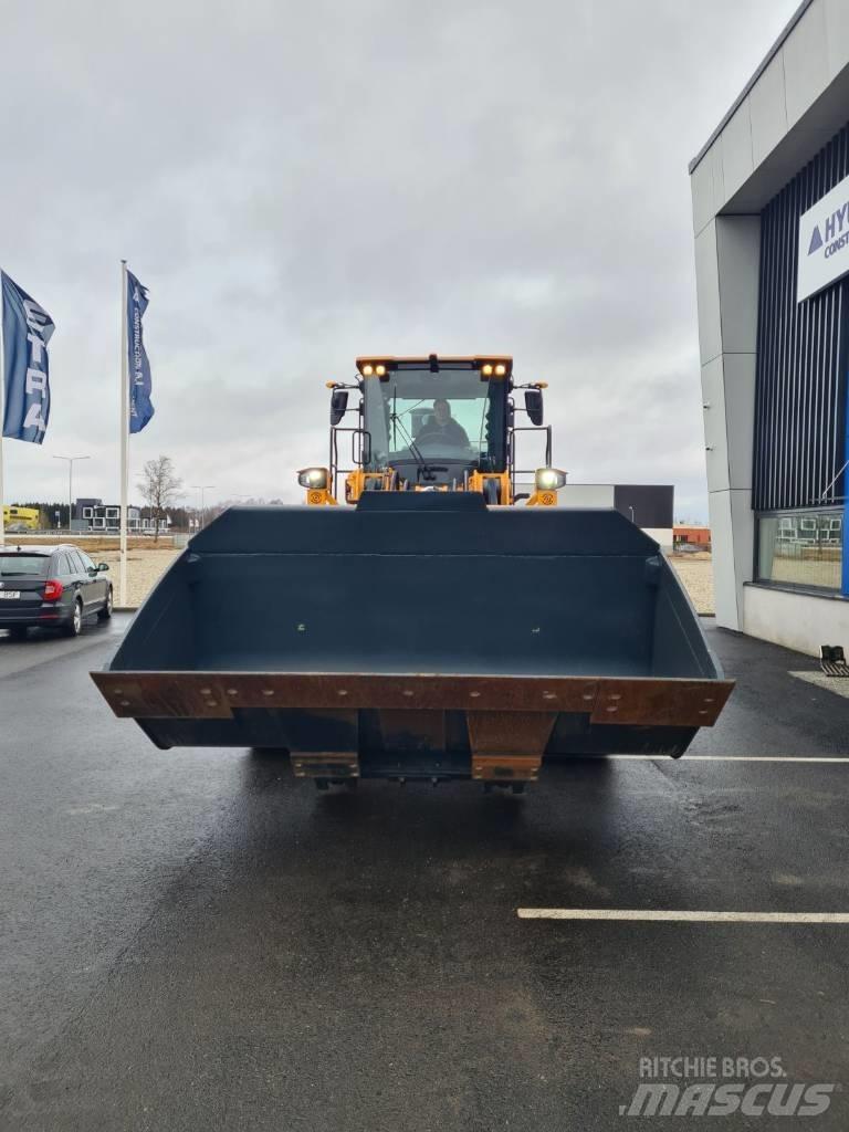 Hyundai HL970A Kolesové nakladače
